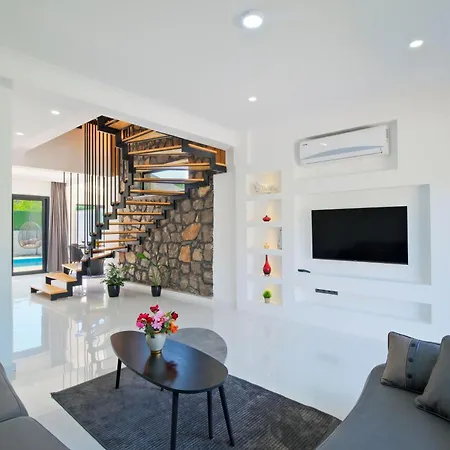 Happy House *